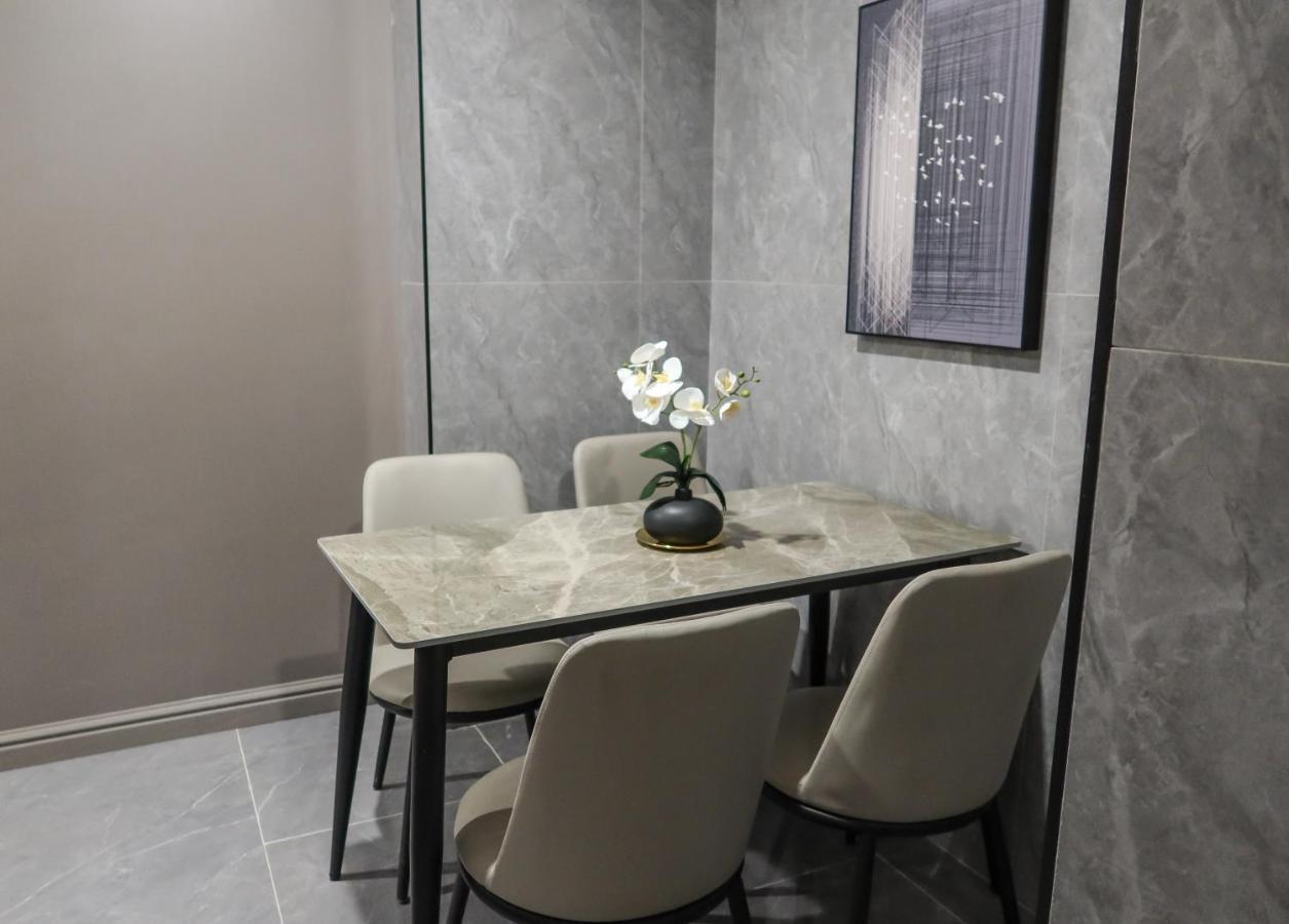 Recharge Studio Apartment & Suites Singapore Bagian luar foto