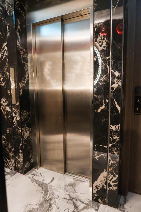 Recharge Studio Apartment & Suites Singapore Bagian luar foto
